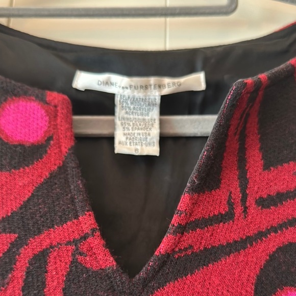 Diane Von Furstenberg Black and Pink Casual Dress - Picture 9 of 12